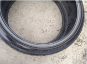 出售鄧祿普235/35R19