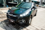 2015最新改色膜鐳射黑現(xiàn)代IX35車身改色實車效果